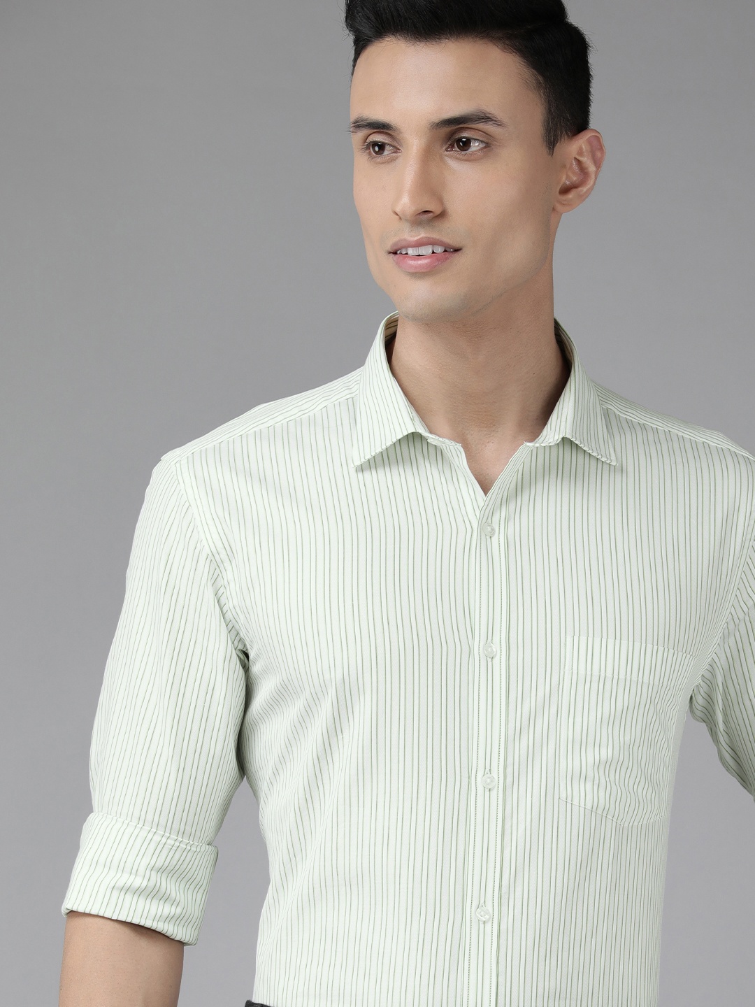 

Park Avenue Men White & Green Slim Fit Striped Pure Cotton Formal Shirt