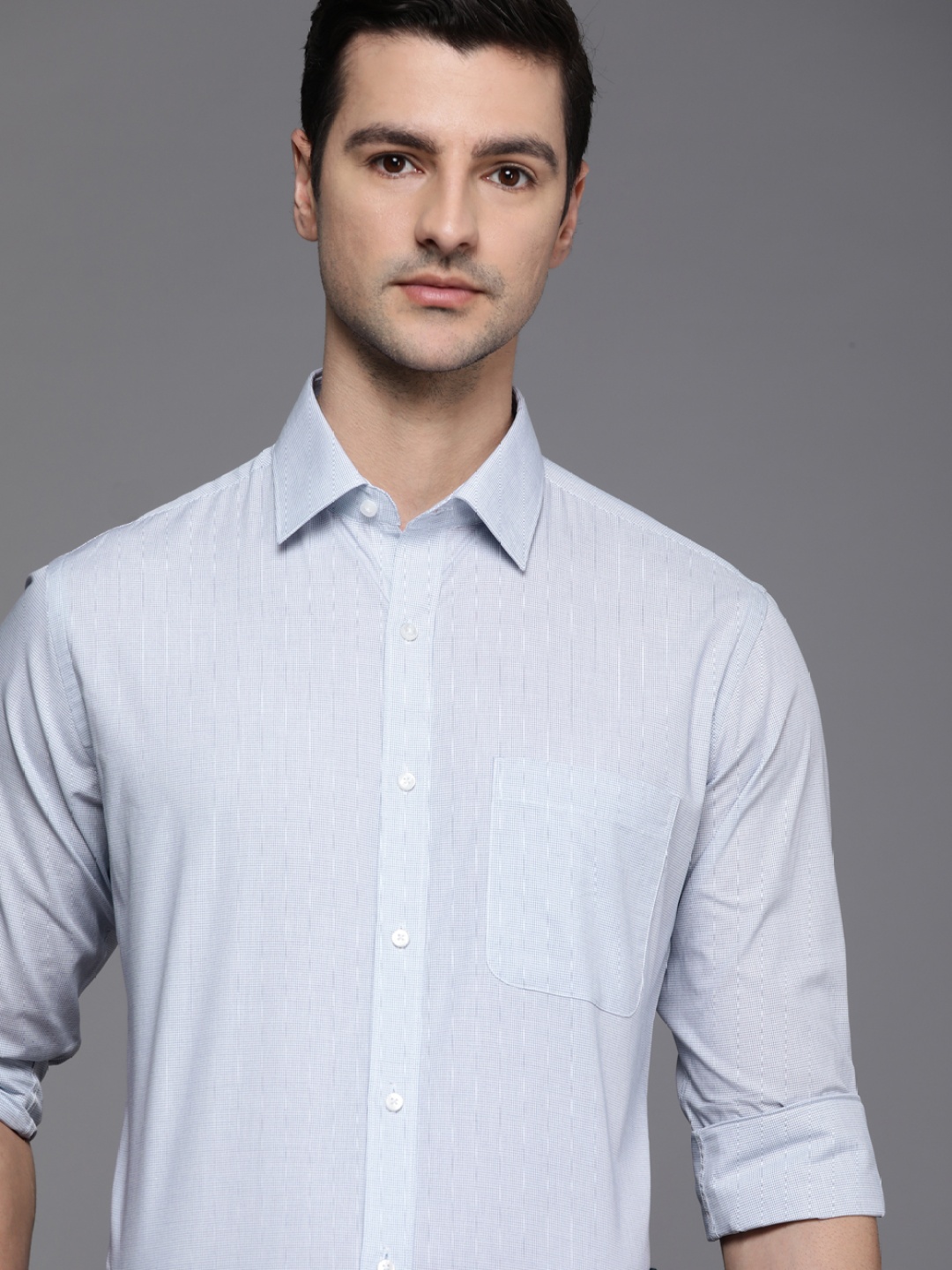 

Raymond Men Blue Slim Fit Micro Checked Pure Cotton Casual Shirt