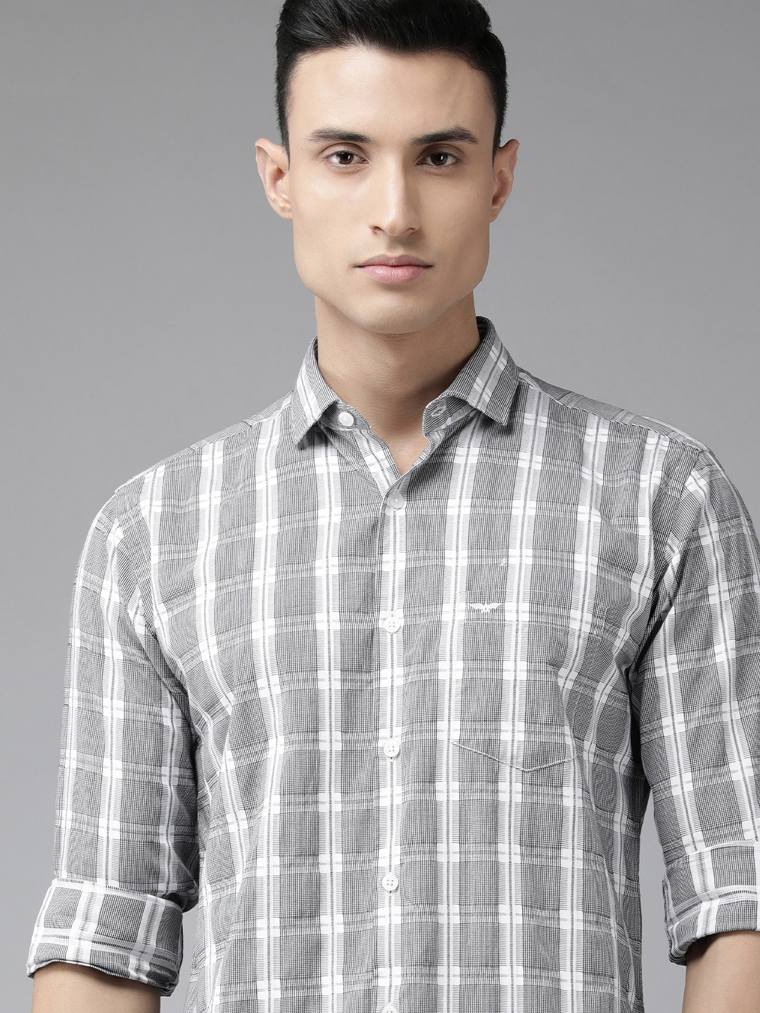 

Park Avenue Men Black Slim Fit Checked Casual Shirt