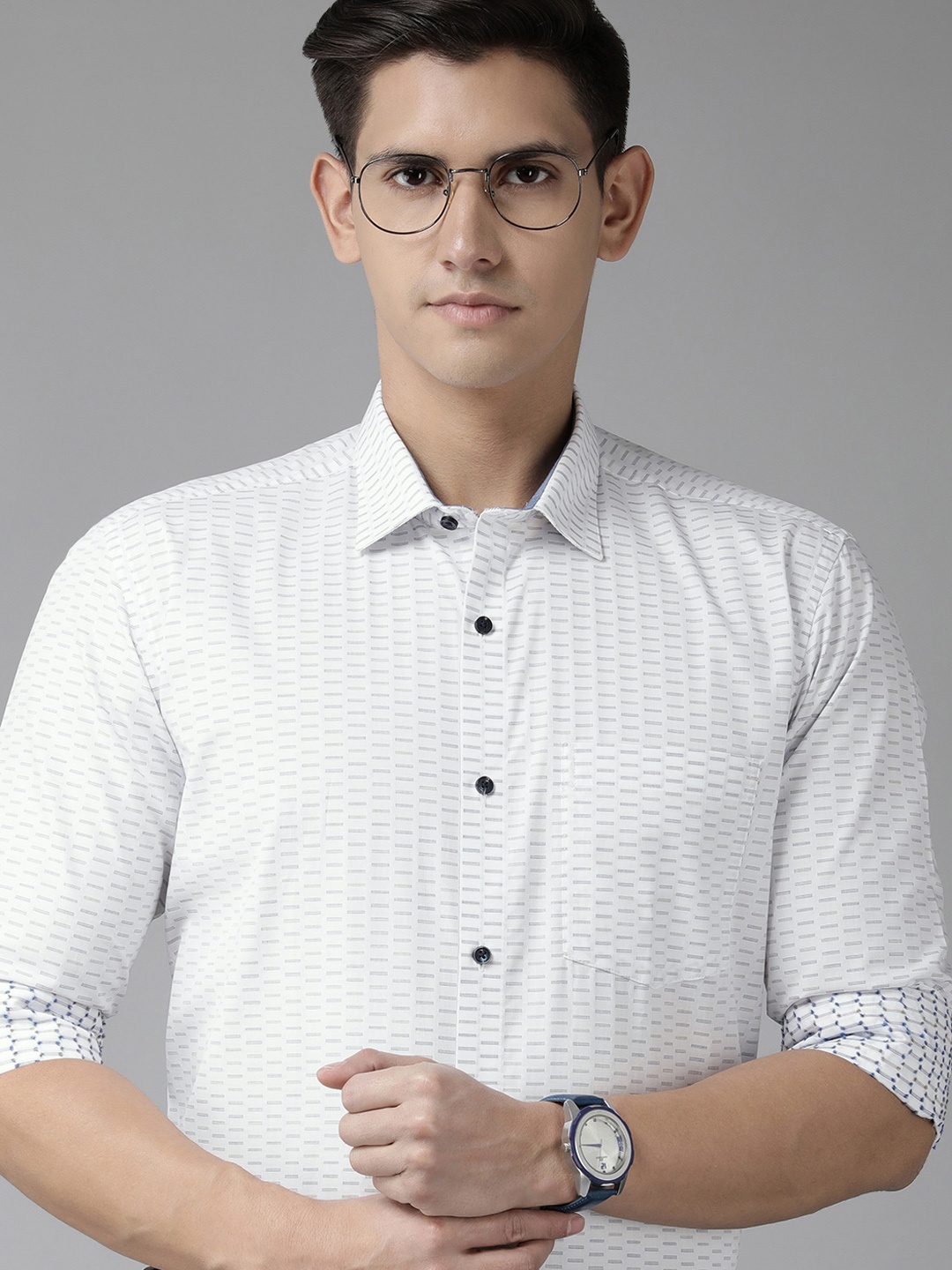 

Park Avenue Men Pure Cotton Slim Fit Printed Formal Shirt, White