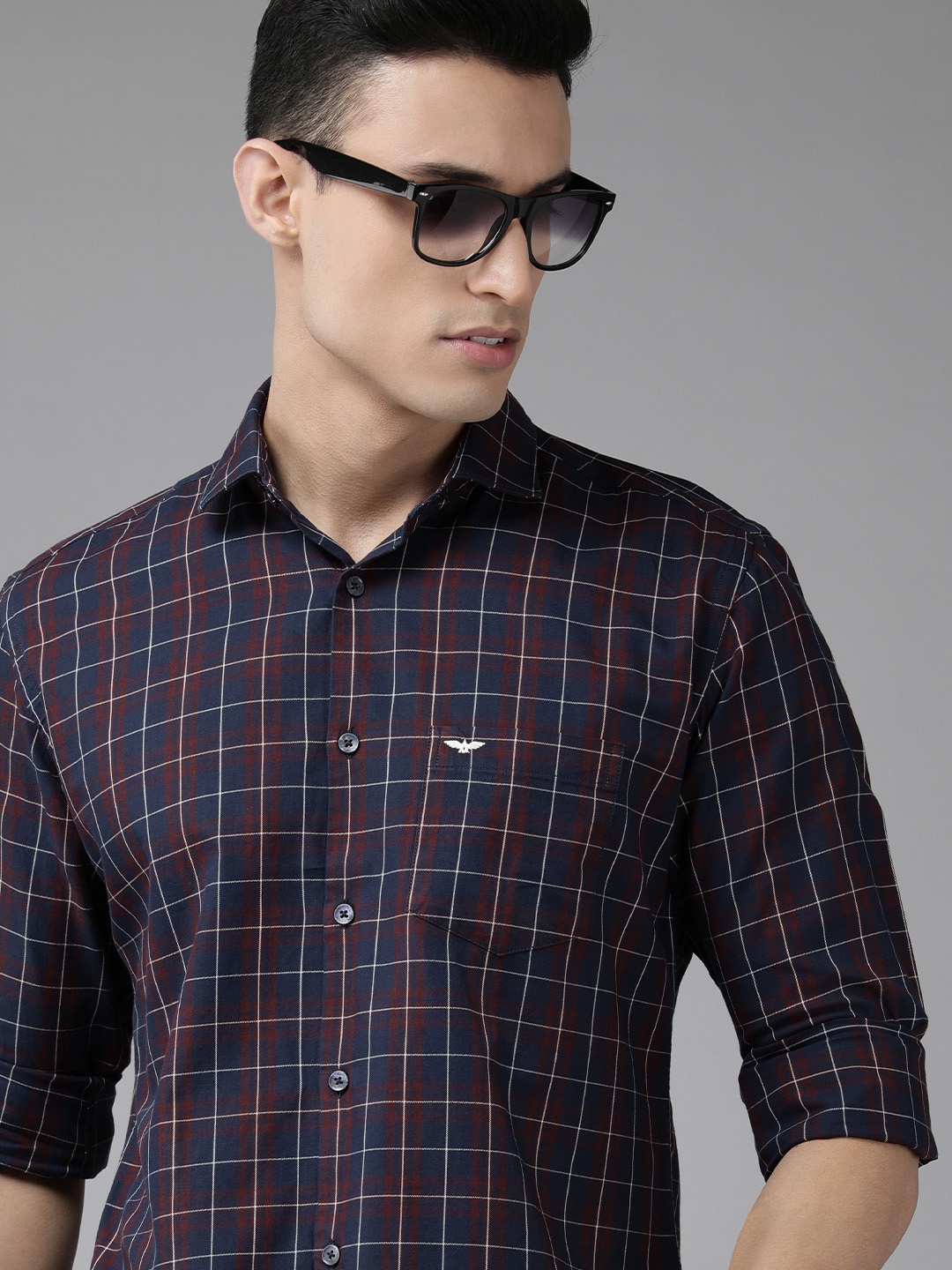 

Park Avenue Men Navy Blue & Red Slim Fit Tartan Checked Pure Cotton Casual Shirt