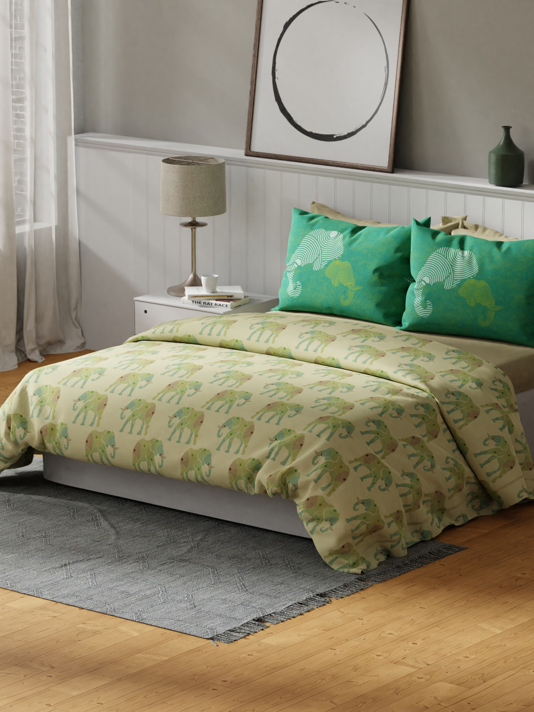 

United Colors of Benetton Green Safari Cotton Super King Bedsheet with 2 Pillow Covers