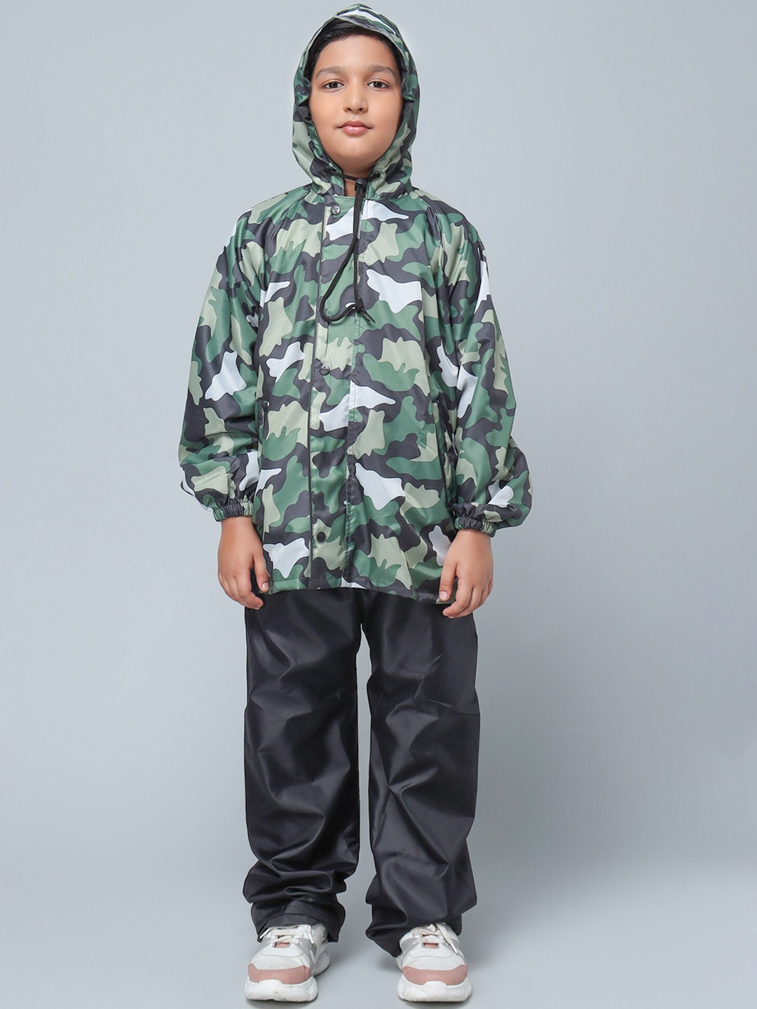 

THE CLOWNFISH Comrad Kids Camouflage Printed Double Layered Rain Jacket, Green