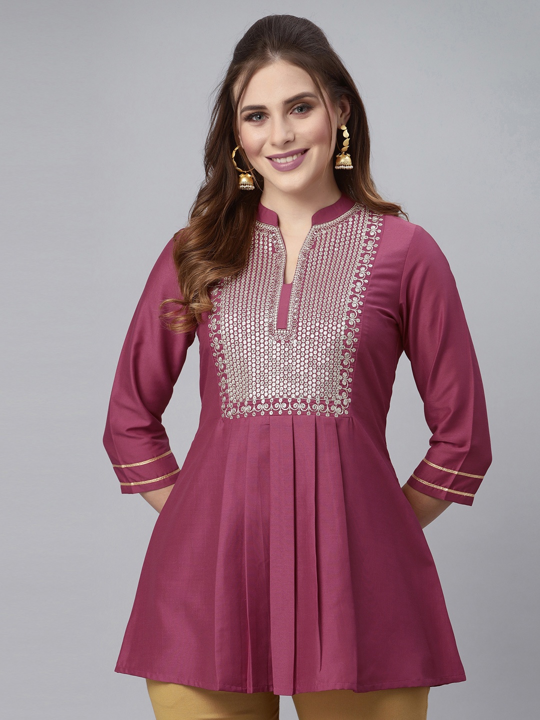 

SKYLEE Pink Ethnic Motifs Embroidered Kurti
