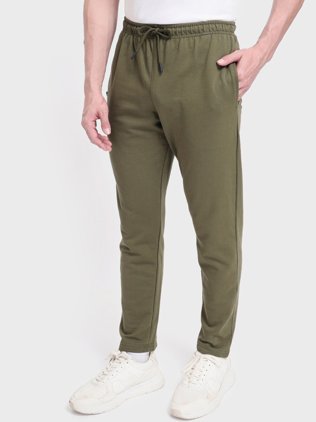 

Bewakoof Men Olive Solid Track Pants