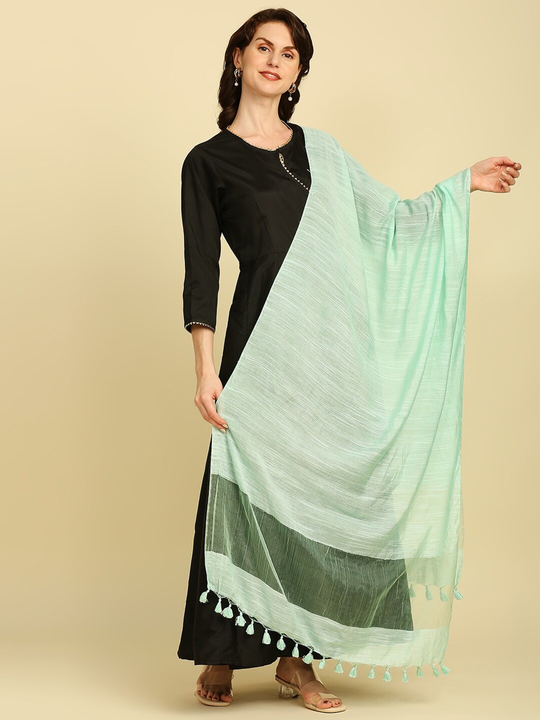 

Dupatta Bazaar Solid Linen Dupatta, Green