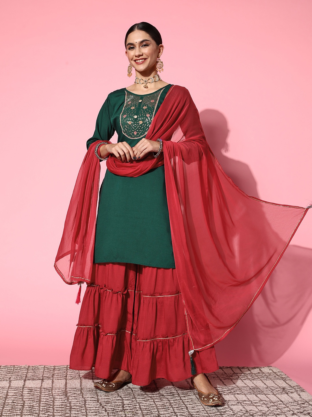 

SheWill Women Striped Silk Blend Shimmer & Sequin Kurta Set, Green