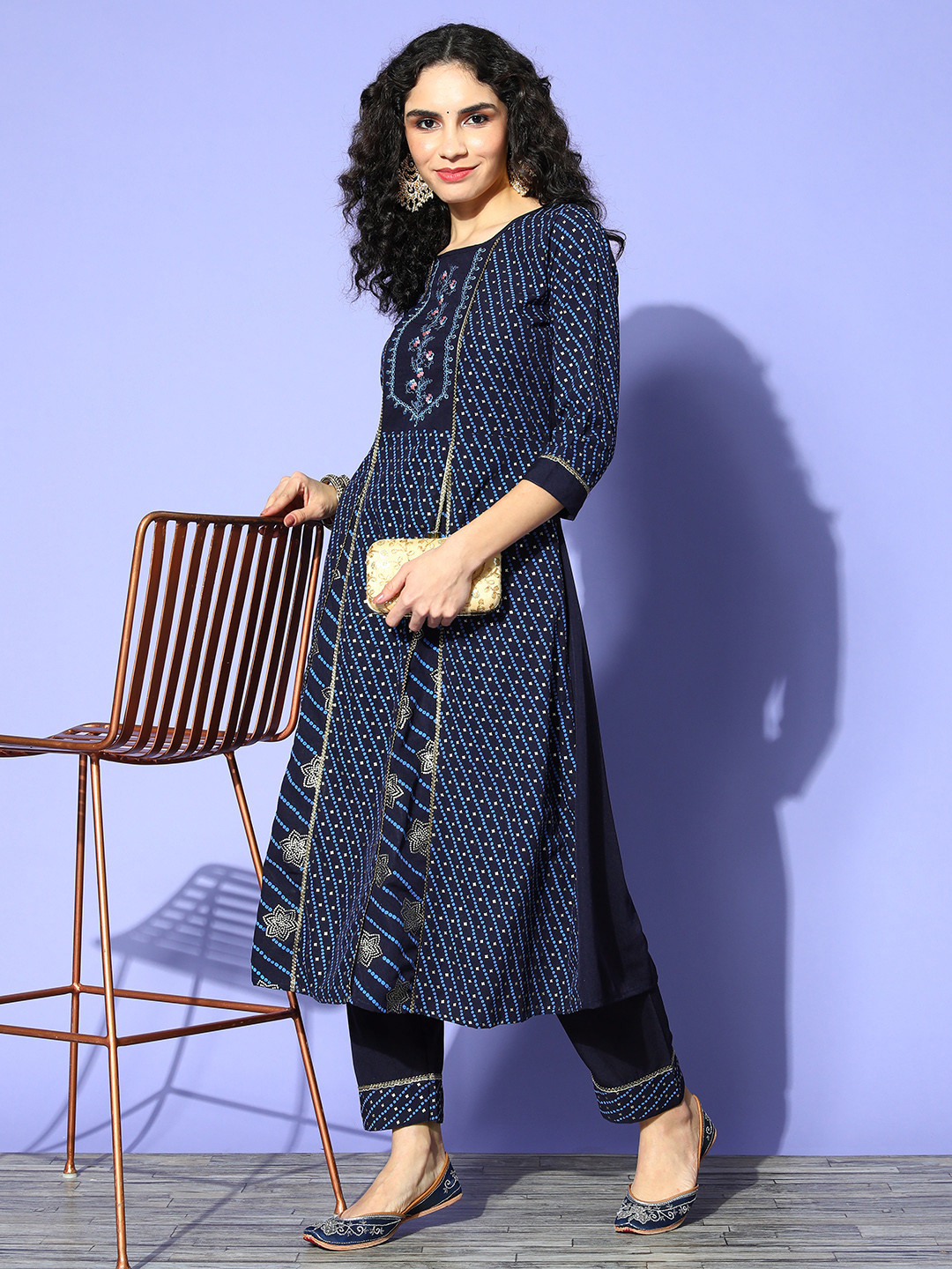 

SheWill Women Geometric Poly Crepe Print Mix Kurta Set, Navy blue