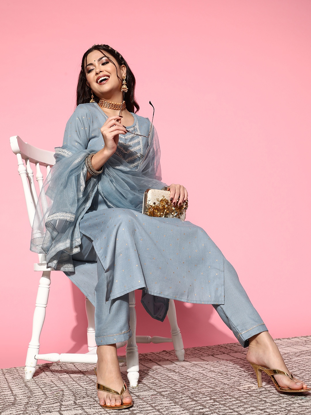 

SheWill Women Ethnic Motifs Silk Blend Hyper Texture Kurta Set, Grey