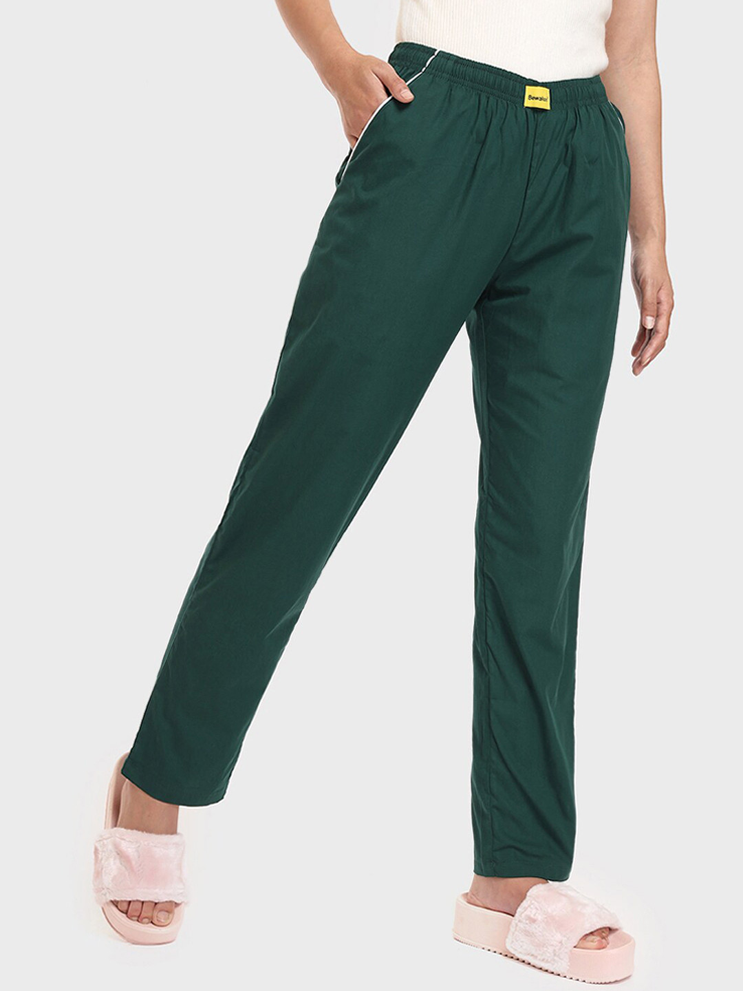 

Bewakoof Women Green Solid Cotton Lounge Pants