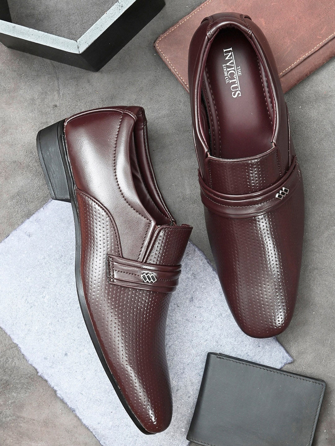 

INVICTUS Men Brown Solid Formal Loafer Slip-On Shoes