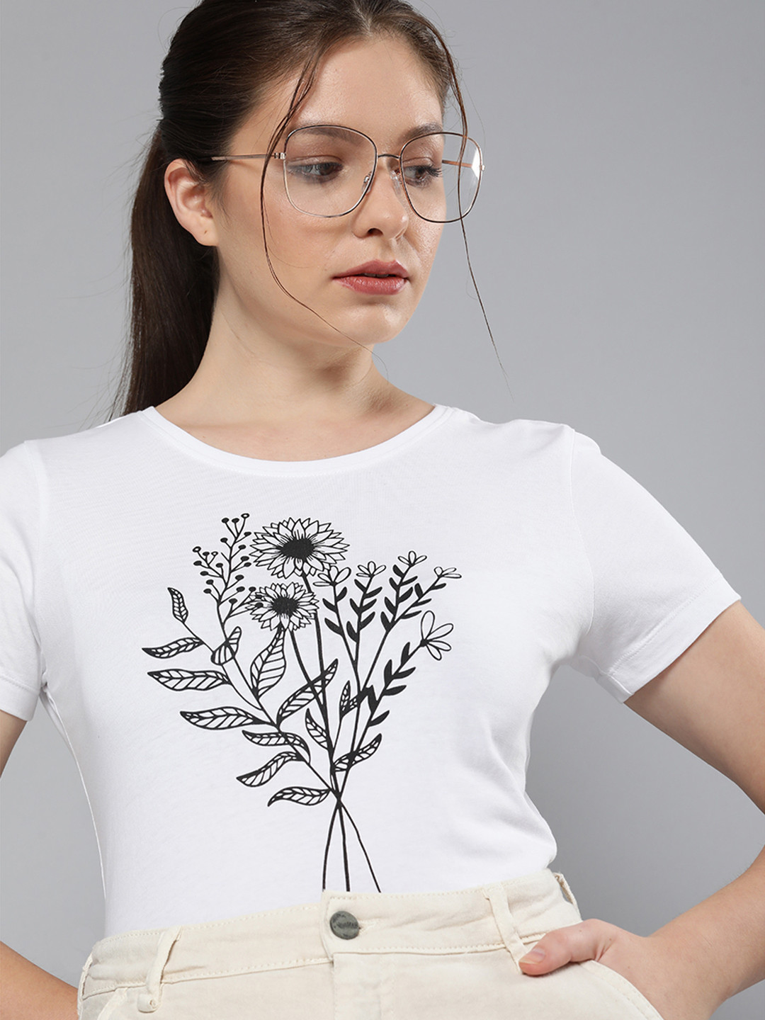 

HERE&NOW Women White & Black Floral Printed Pure Cotton T-shirt