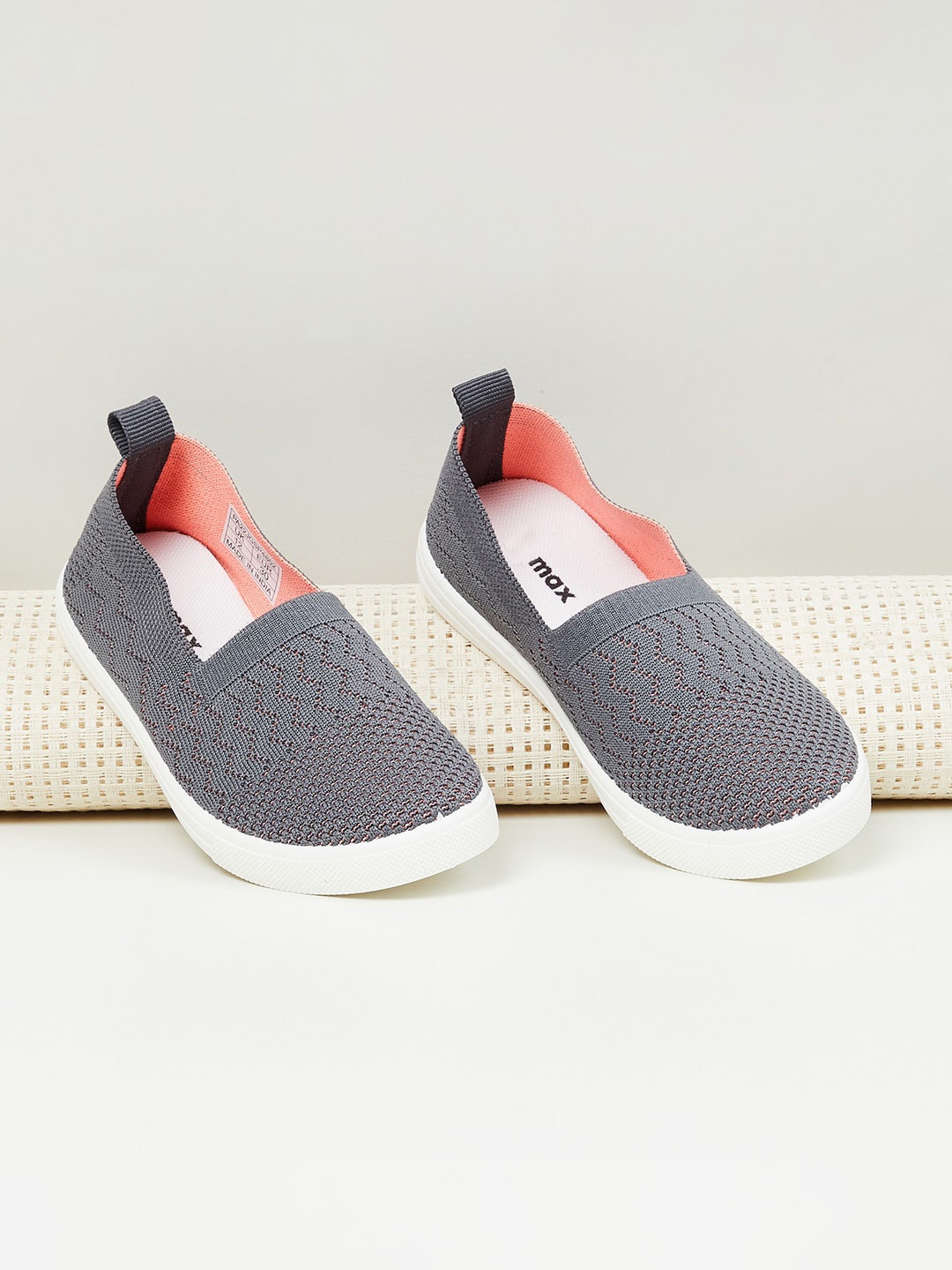 

max Girls Woven Design Slip-On Sneakers, Grey