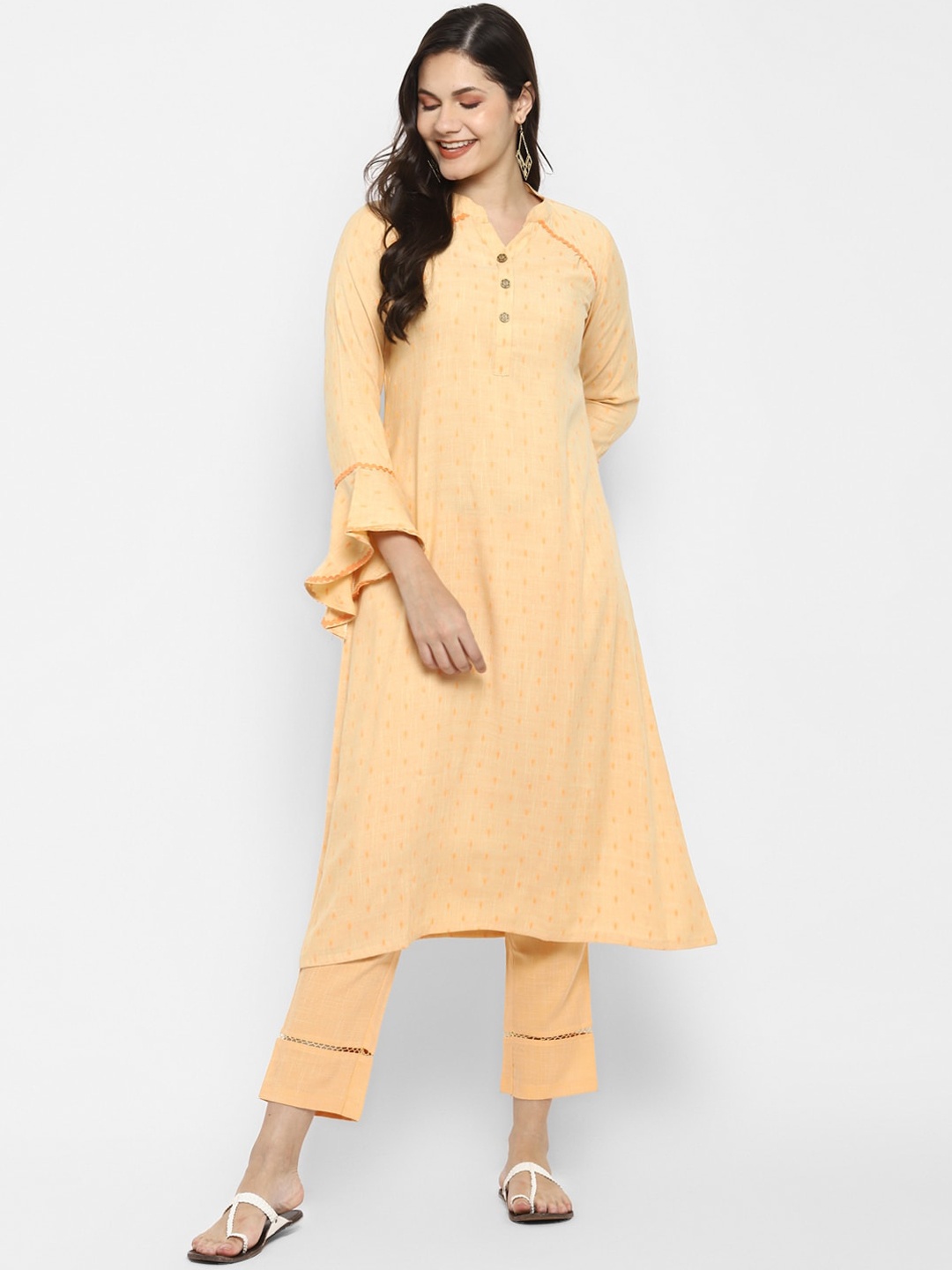 

VAABA Women Kurta with Trouser, Peach