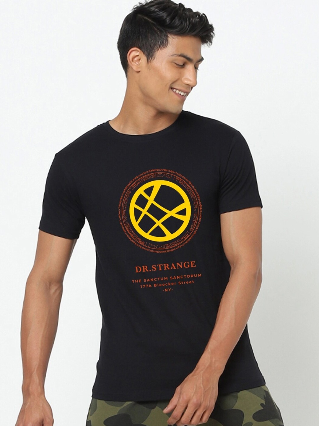 

Bewakoof Men Black Printed Round Neck T-shirt