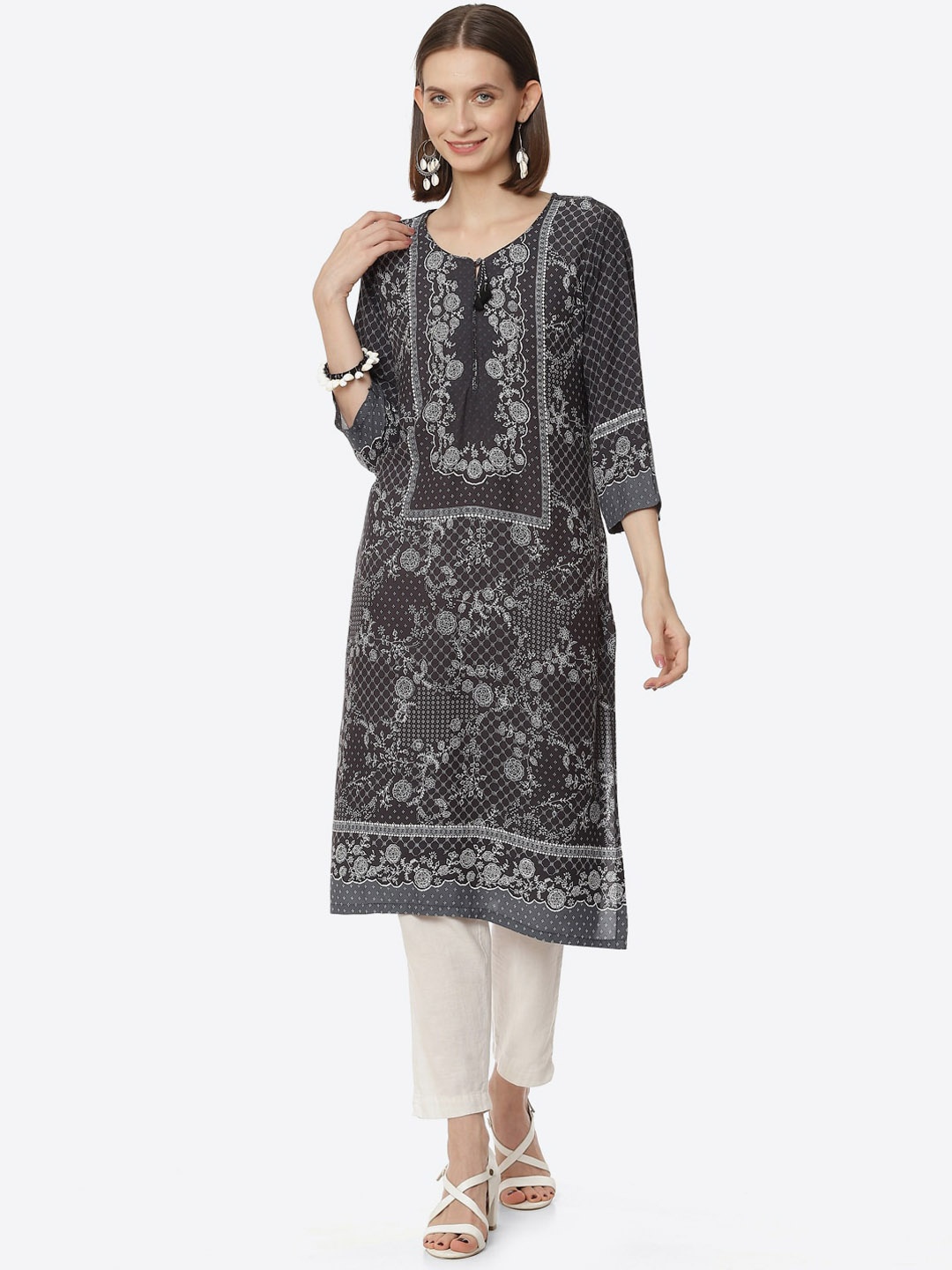 Rangriti Women Black & White Printed Keyhole Neck Kurta