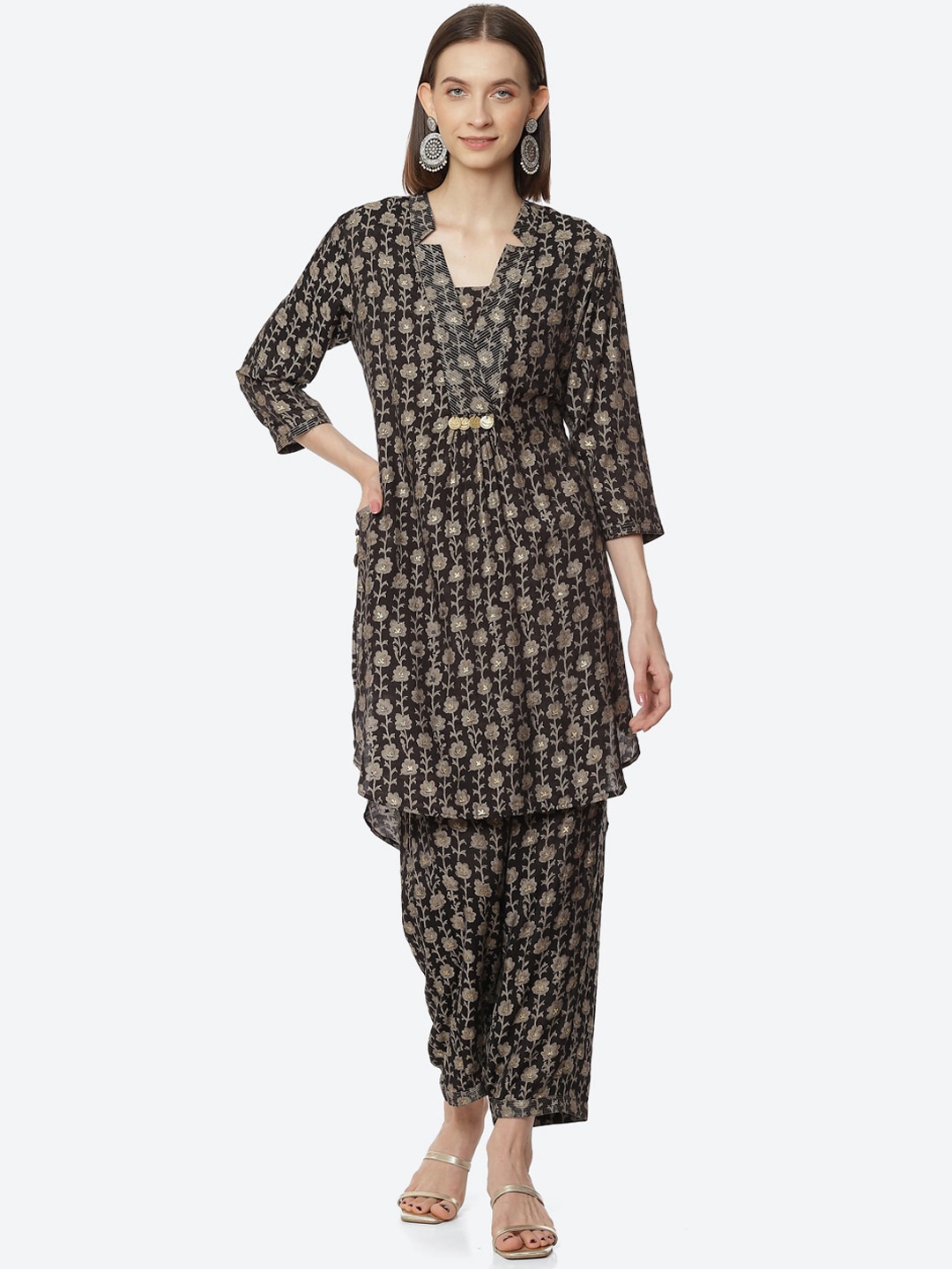 Rangriti Women Ethnic Motifs Printed Kurti with Trousers, Black