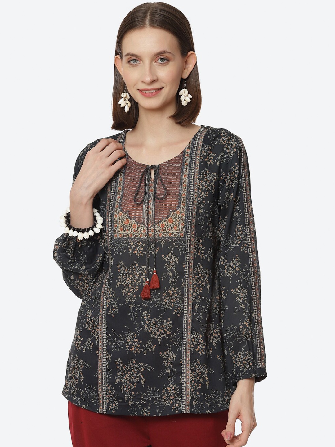 

Rangriti Black Printed Tie-Up Neck Top