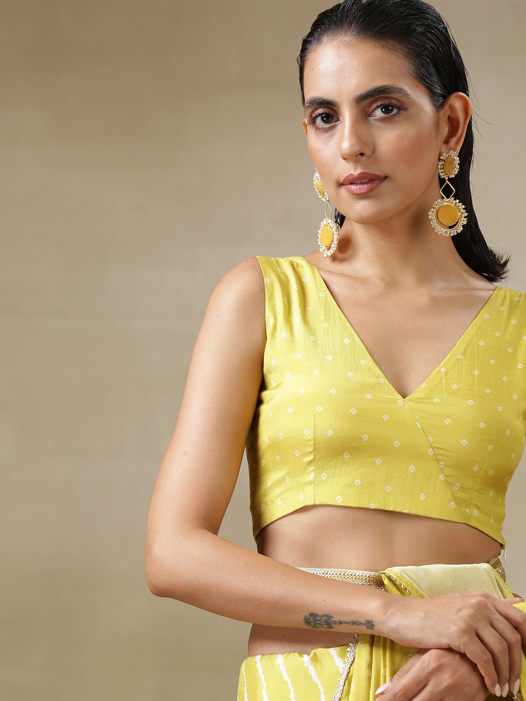 

trueBrowns Lime Green Printed Silk Saree Blouse