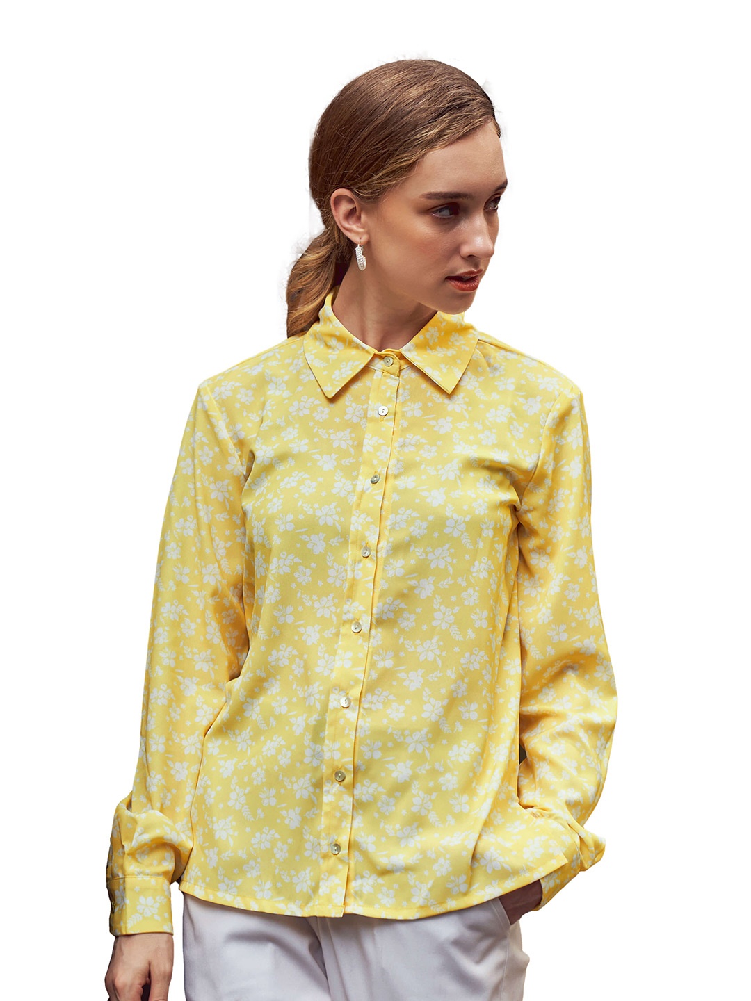 

NEOFAA Women Yellow Floral Printed Casual Shirt