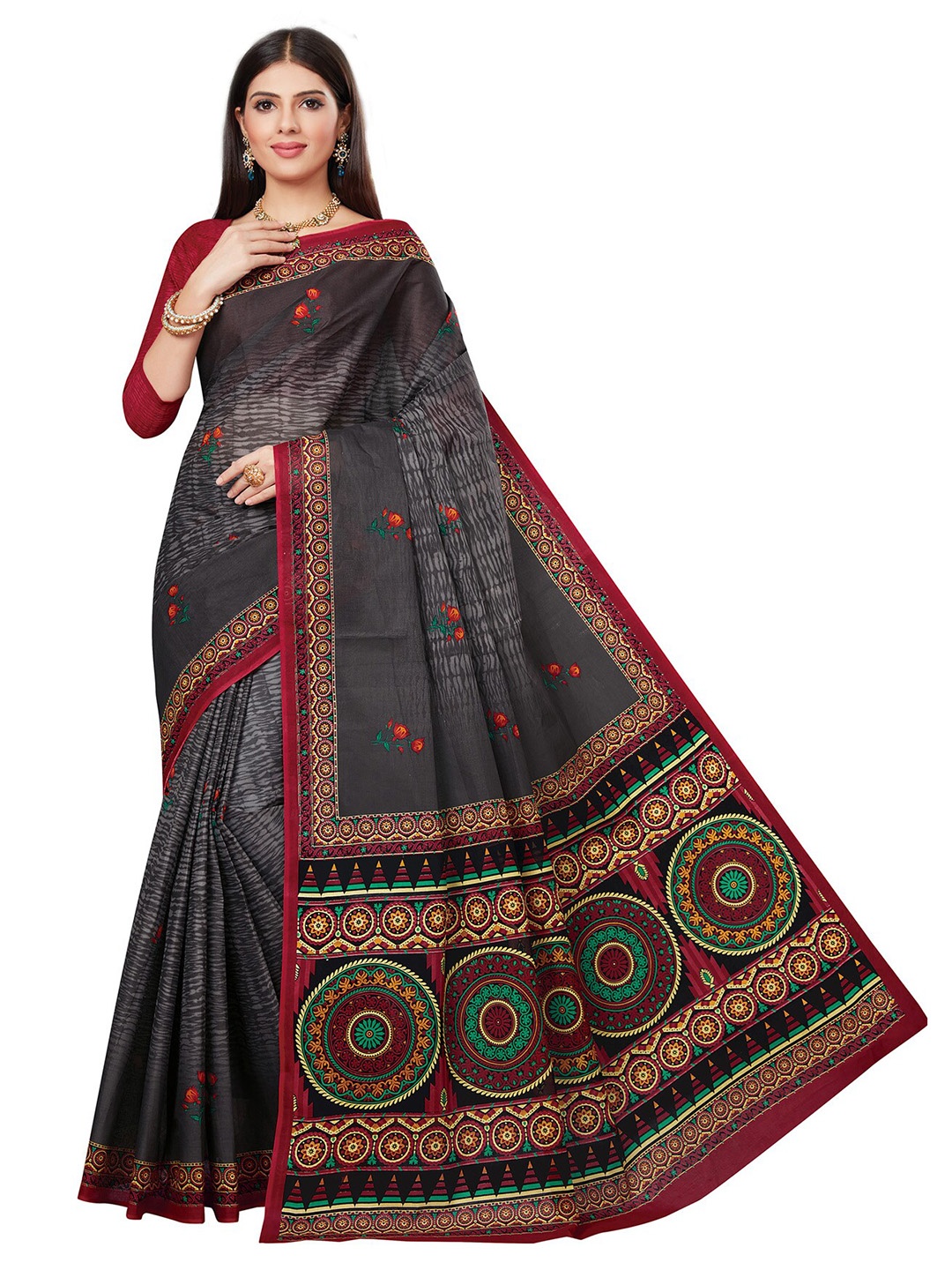 

SALWAR STUDIO Grey & Red Floral Pure Cotton Block Print Saree