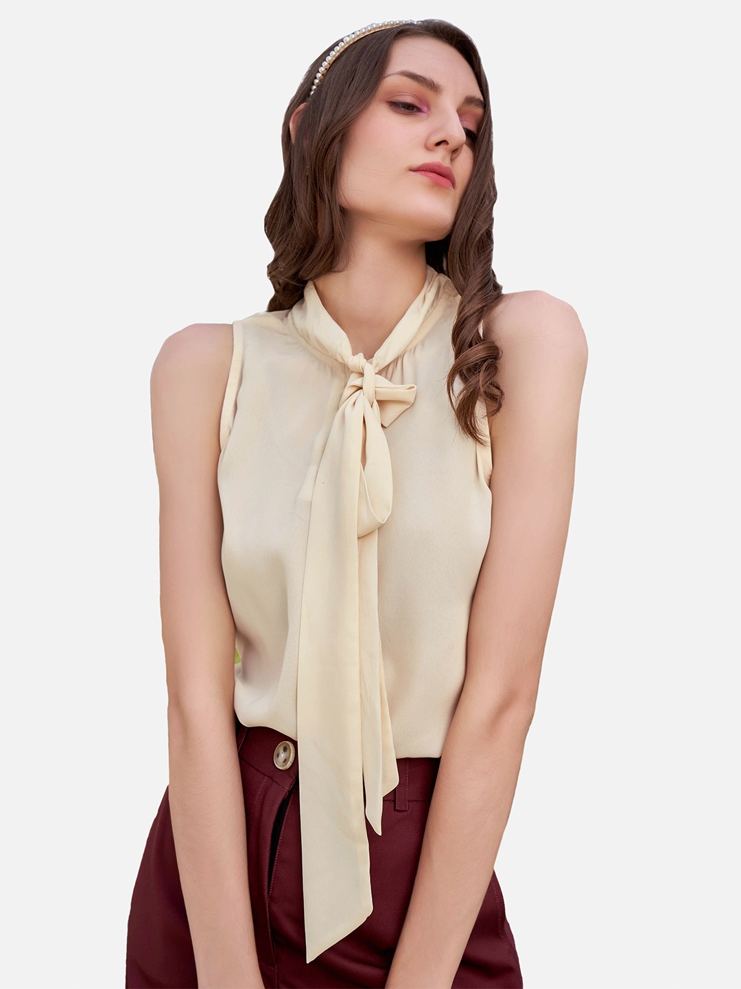 

NEOFAA Women Cream Coloured Tie-Up Neck Georgette Top