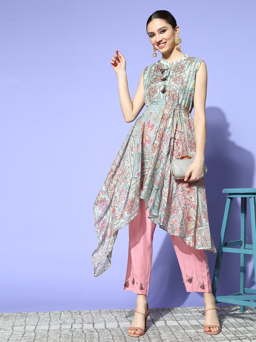 

ZOLA Women Floral Pure Cotton Asymmetrical Kurta Set, Green