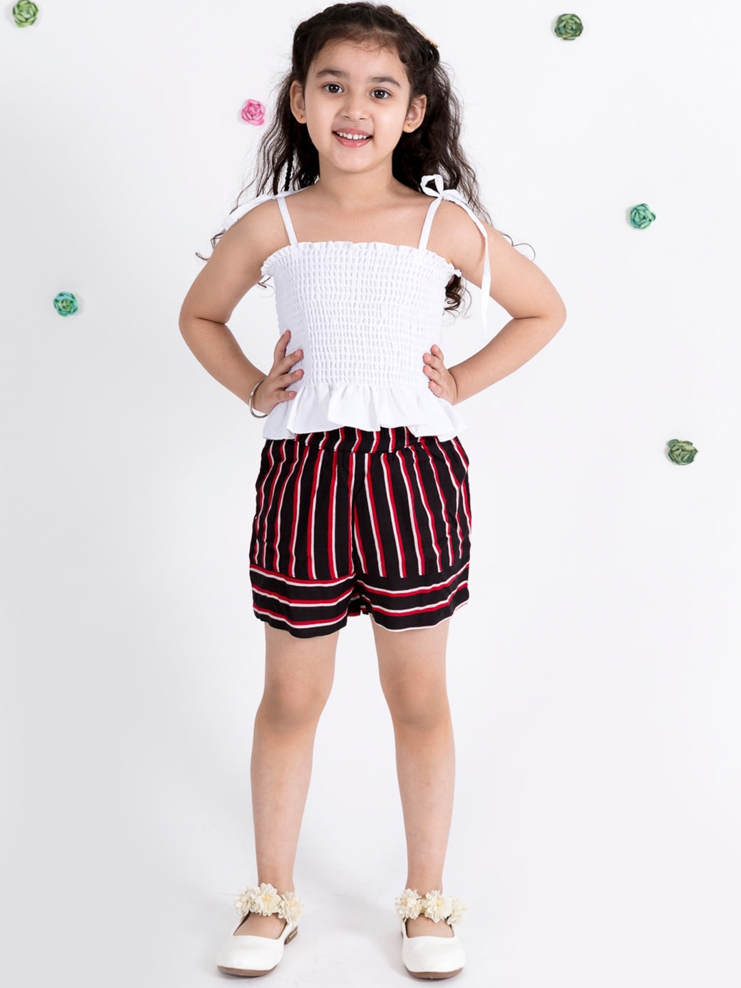 

pspeaches Girls White And Black Shoulder Strap Smocked Top With Shorts