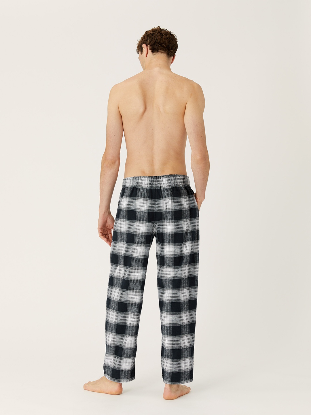 

Marks & Spencer Men Black Checked Straight Fit Low-Rise Pure Cotton Lounge Pants