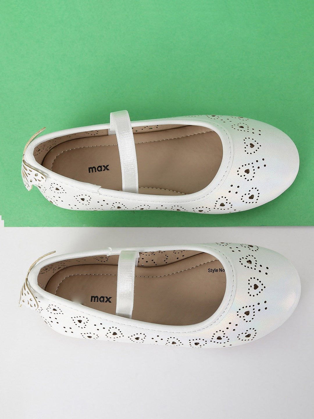 

max Girls White Textured Ballerinas with Laser Cuts Flats
