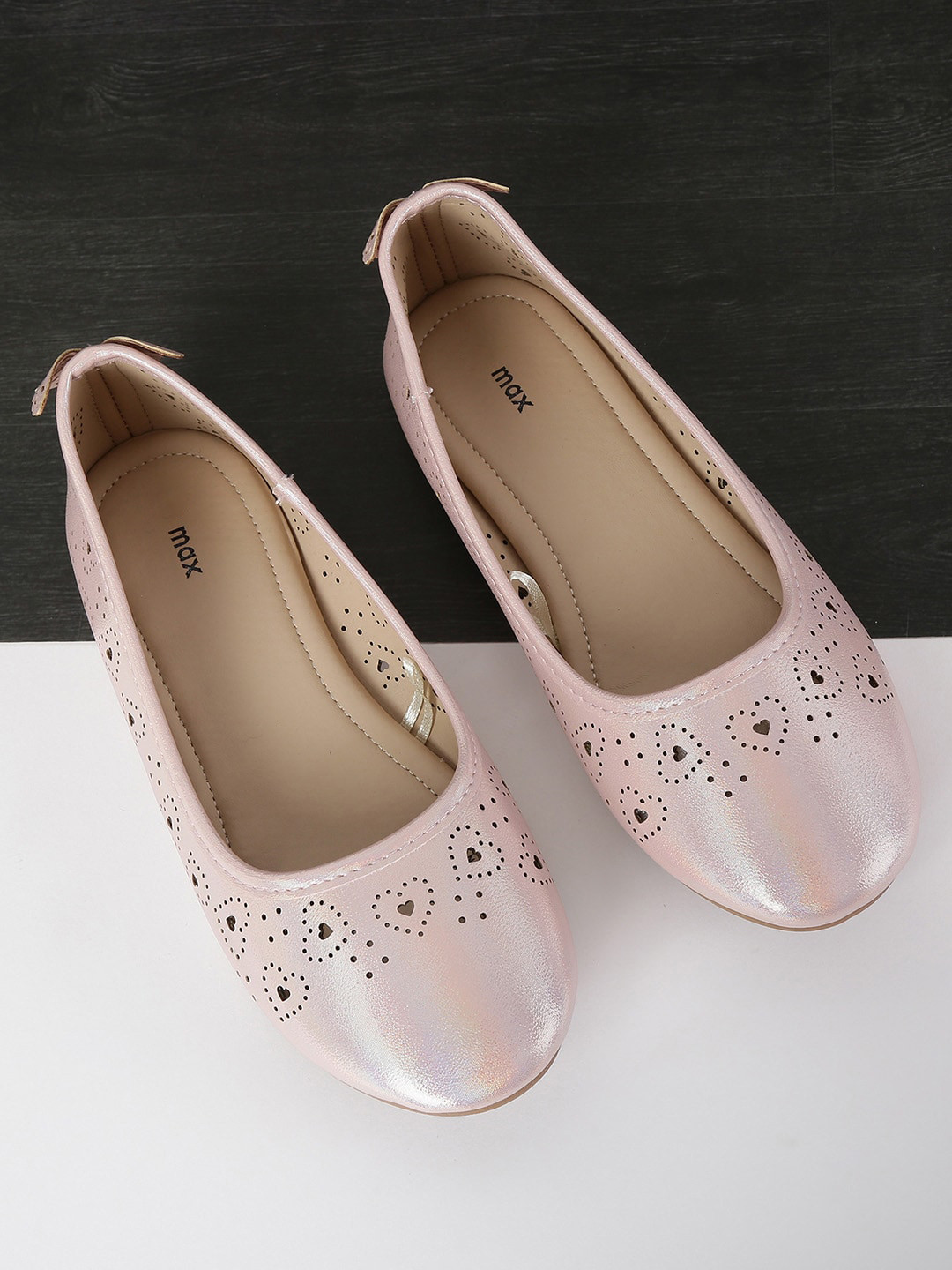 

max Girls Pink Textured Ballerinas with Laser Cuts Flats
