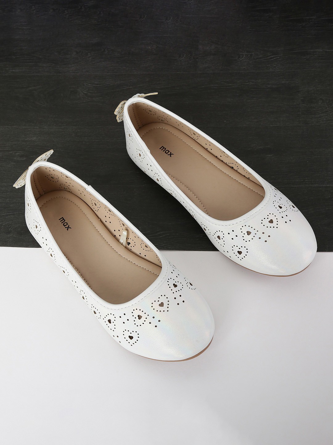 

max Girls White Textured Ballerinas with Laser Cuts Flats