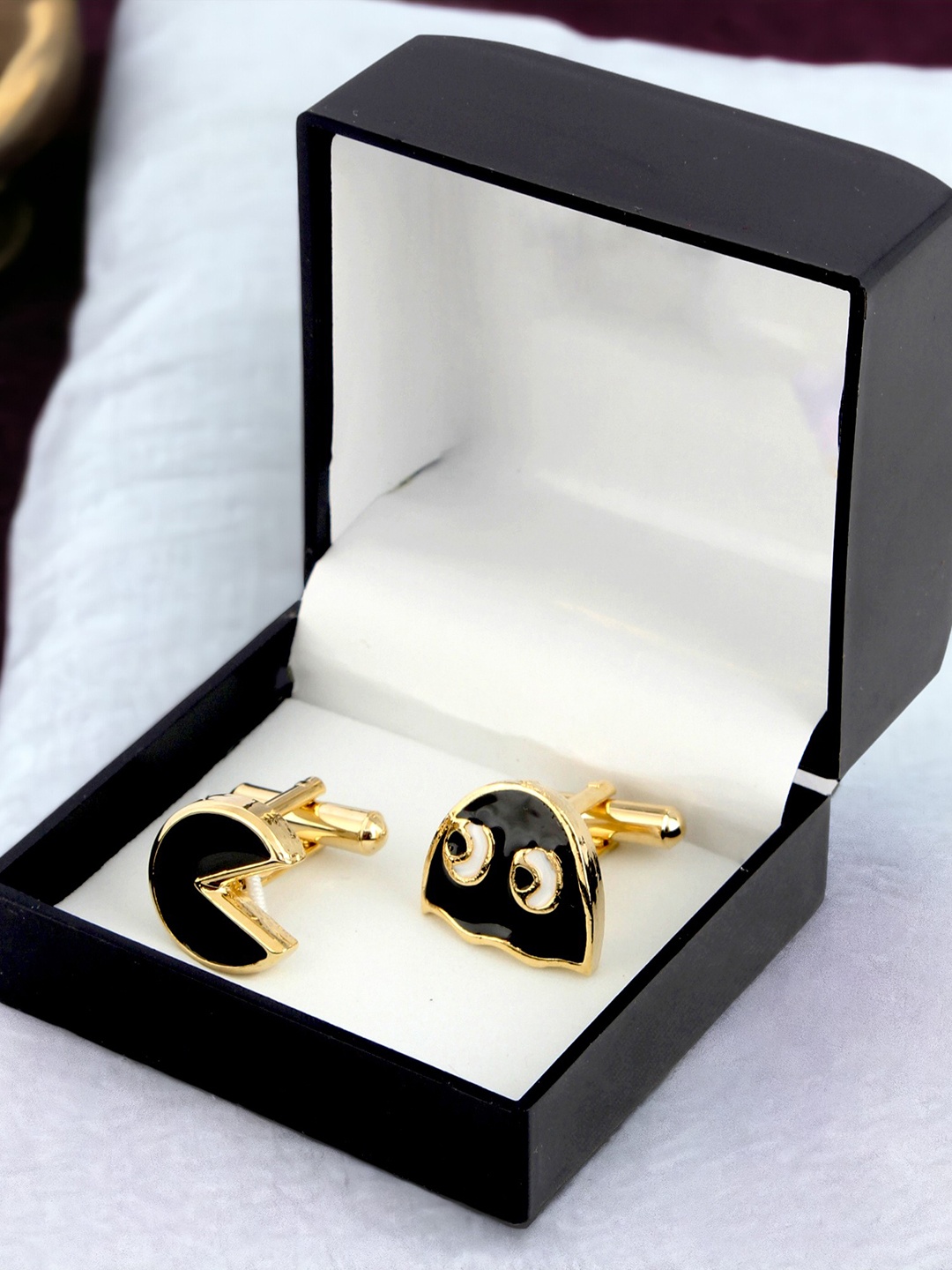 

LUCKY JEWELLERY Gold Plated Black Quirky Cufflink