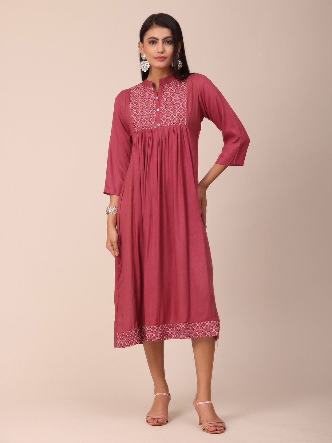 

NAYRA Women Pink & White Yoke Design Thread Work Pure Cotton Kurta