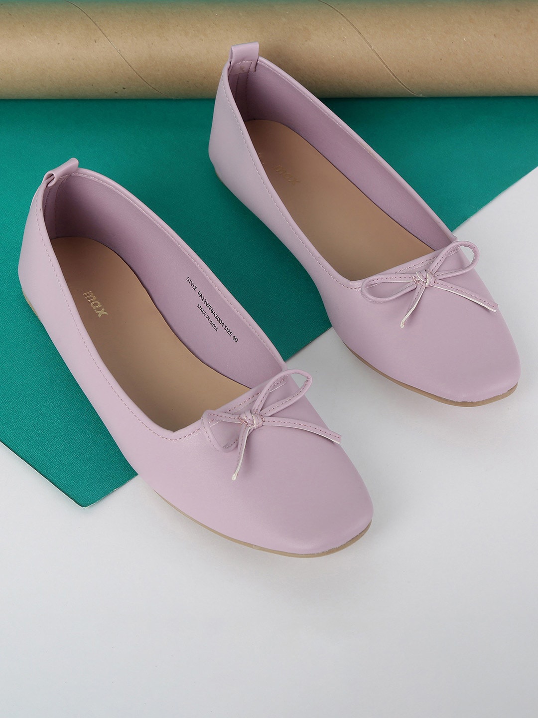 

max Women Lavender Ballerinas with Bows Flats