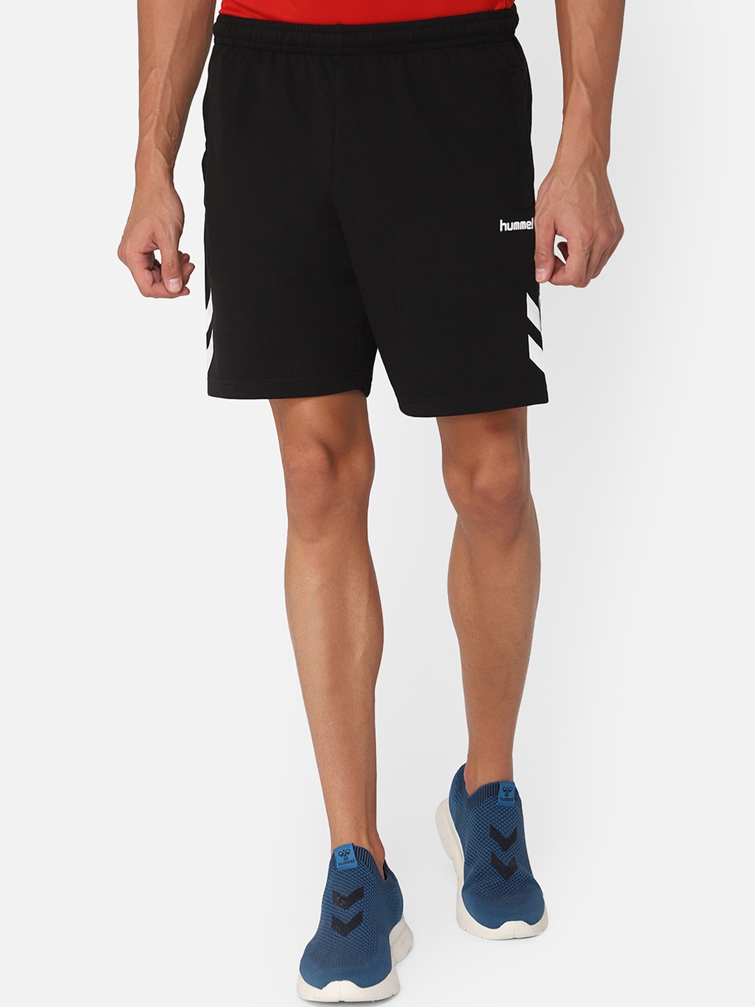

hummel Men Solid Sports Shorts, Black