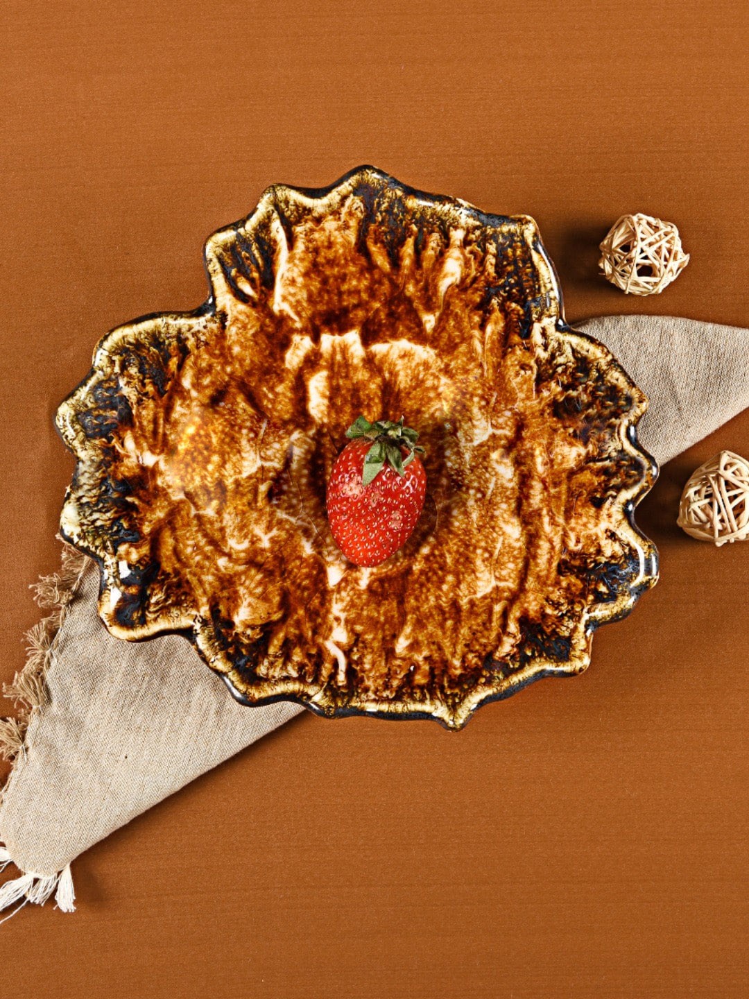 

The 7 DeKor Brown & Gold-Toned Textured Ceramic Serving Bowl