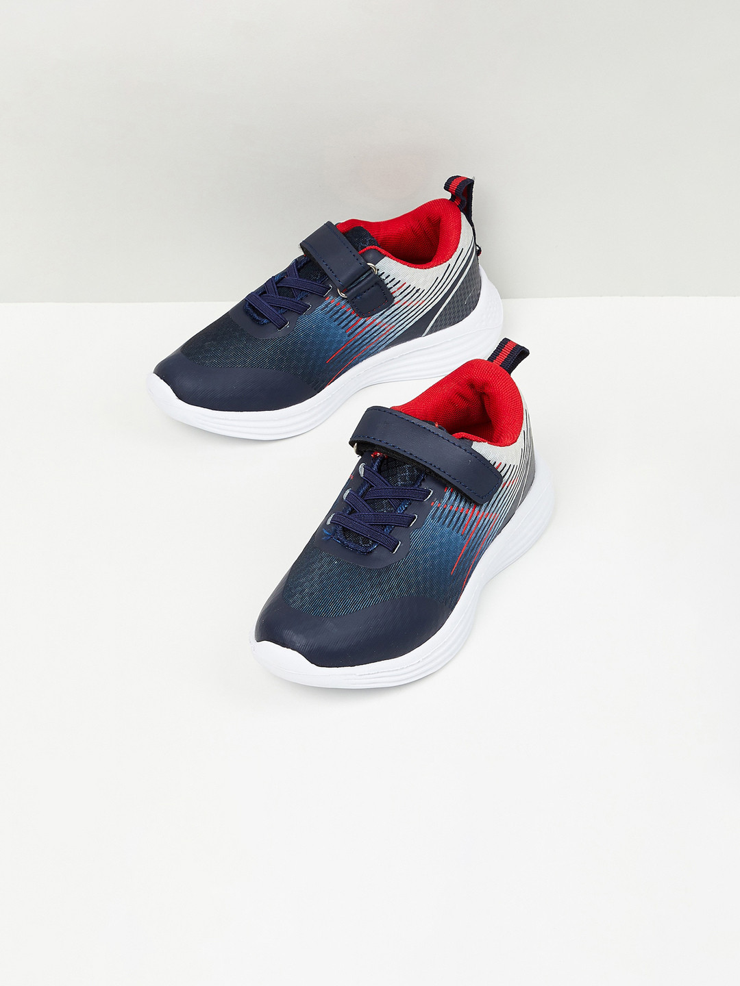 

max Boys Navy Blue Printed Sneakers