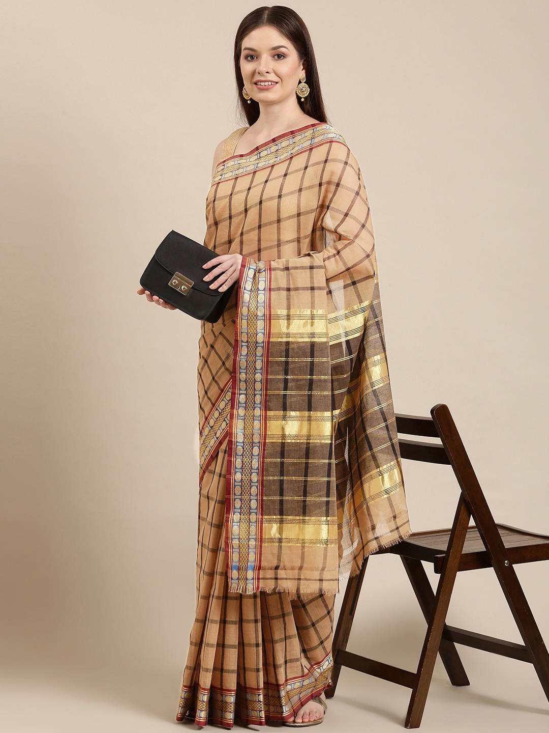 

KALINI Beige Checked Pure Cotton Narayan Peth Saree