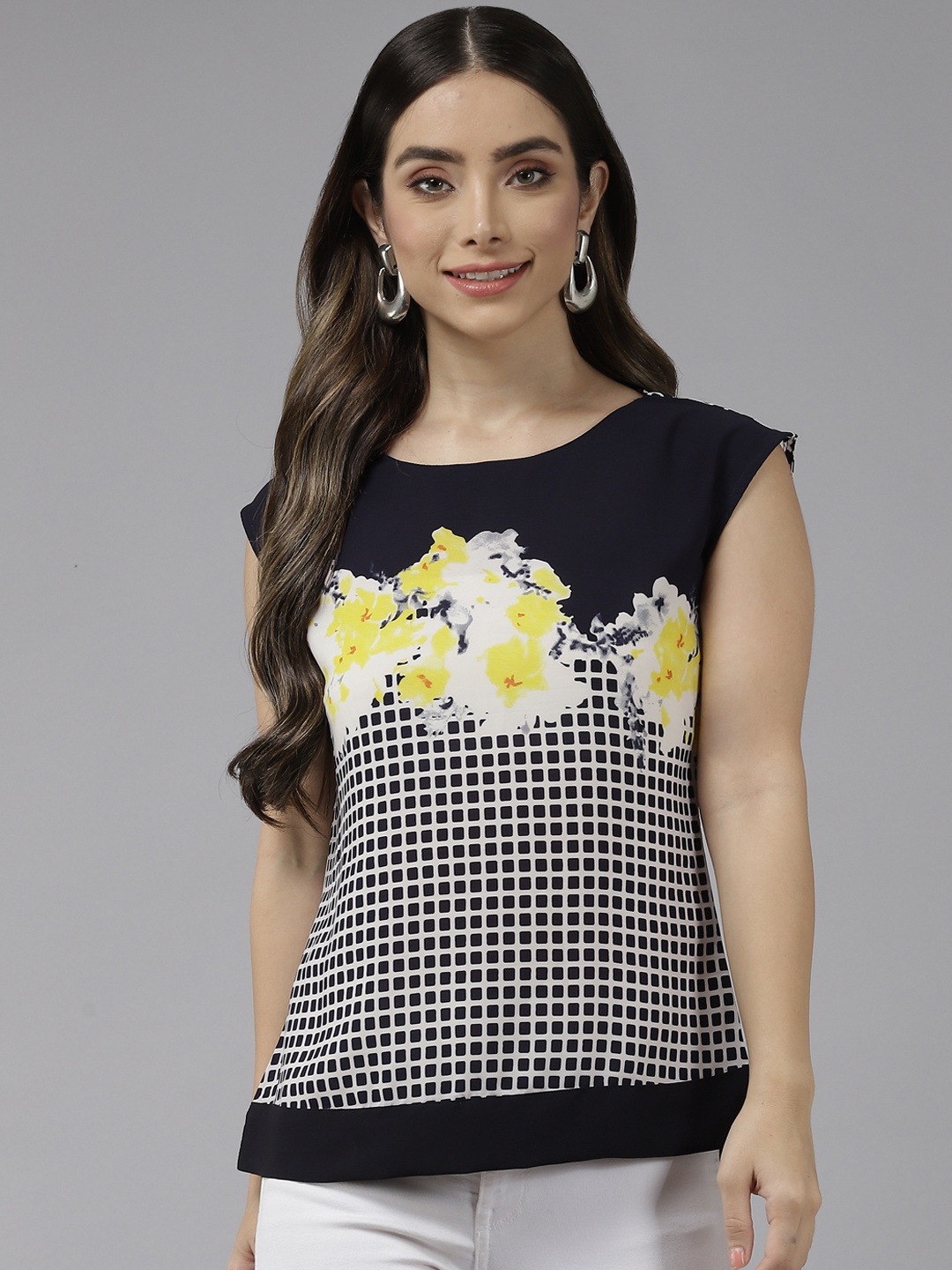 

Aarika Black & Yellow Floral Print Extended Sleeves Georgette Top