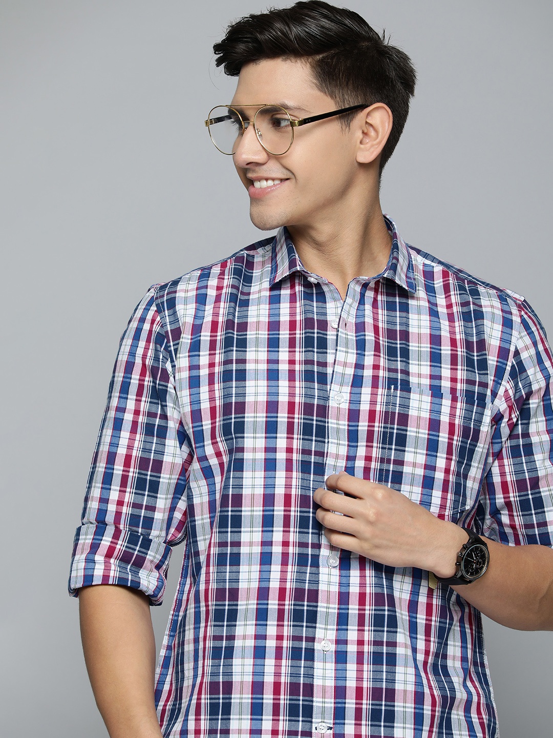 

Mast & Harbour Men Pure Cotton Checked Casual Shirt, Blue