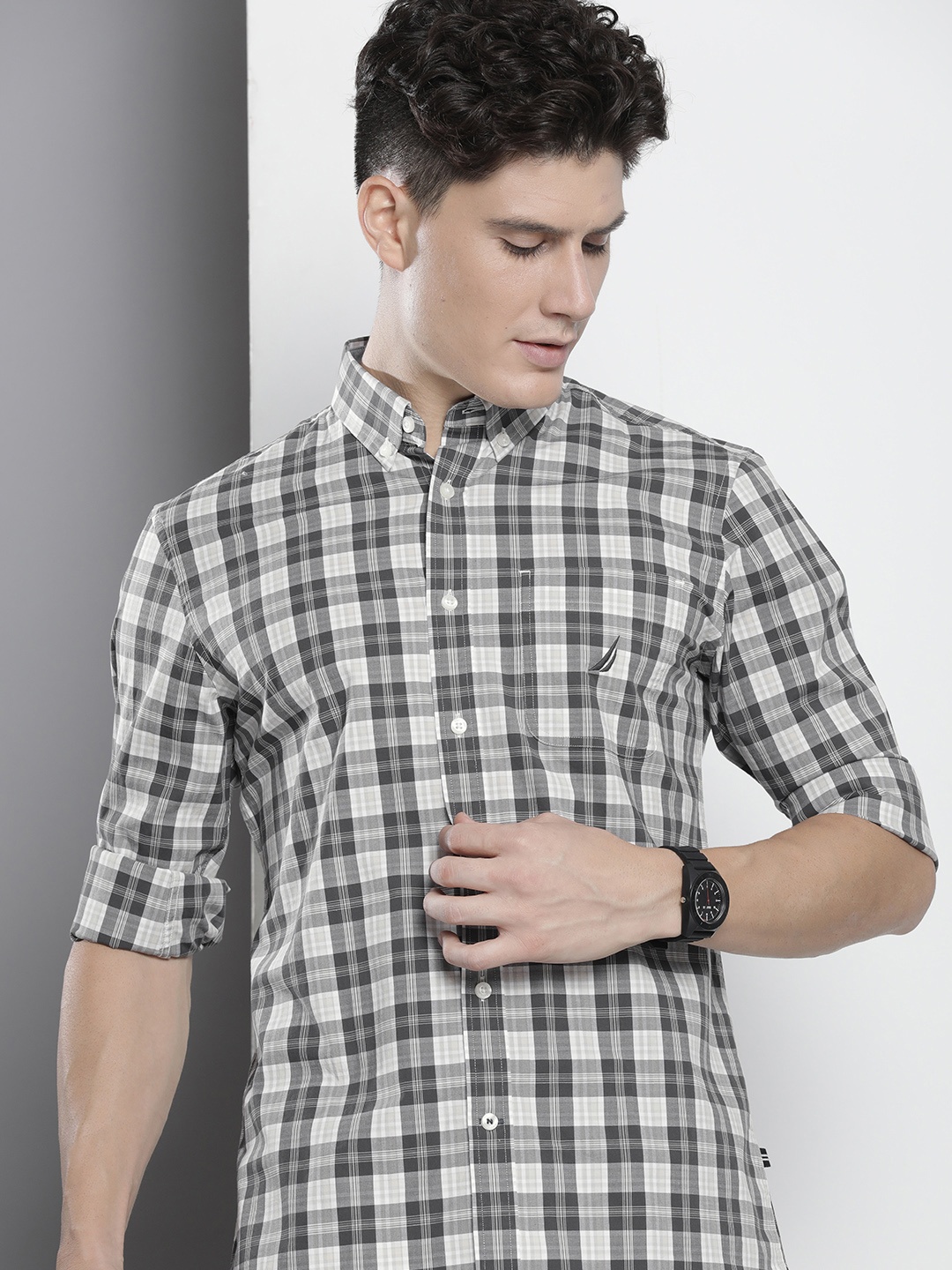 

Nautica Slim Fit Opaque Checked Casual Shirt, Grey