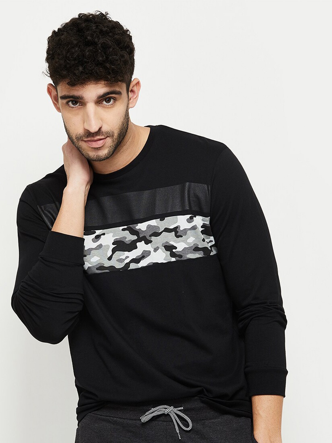 

max Men Black Camouflage Cotton T-shirt
