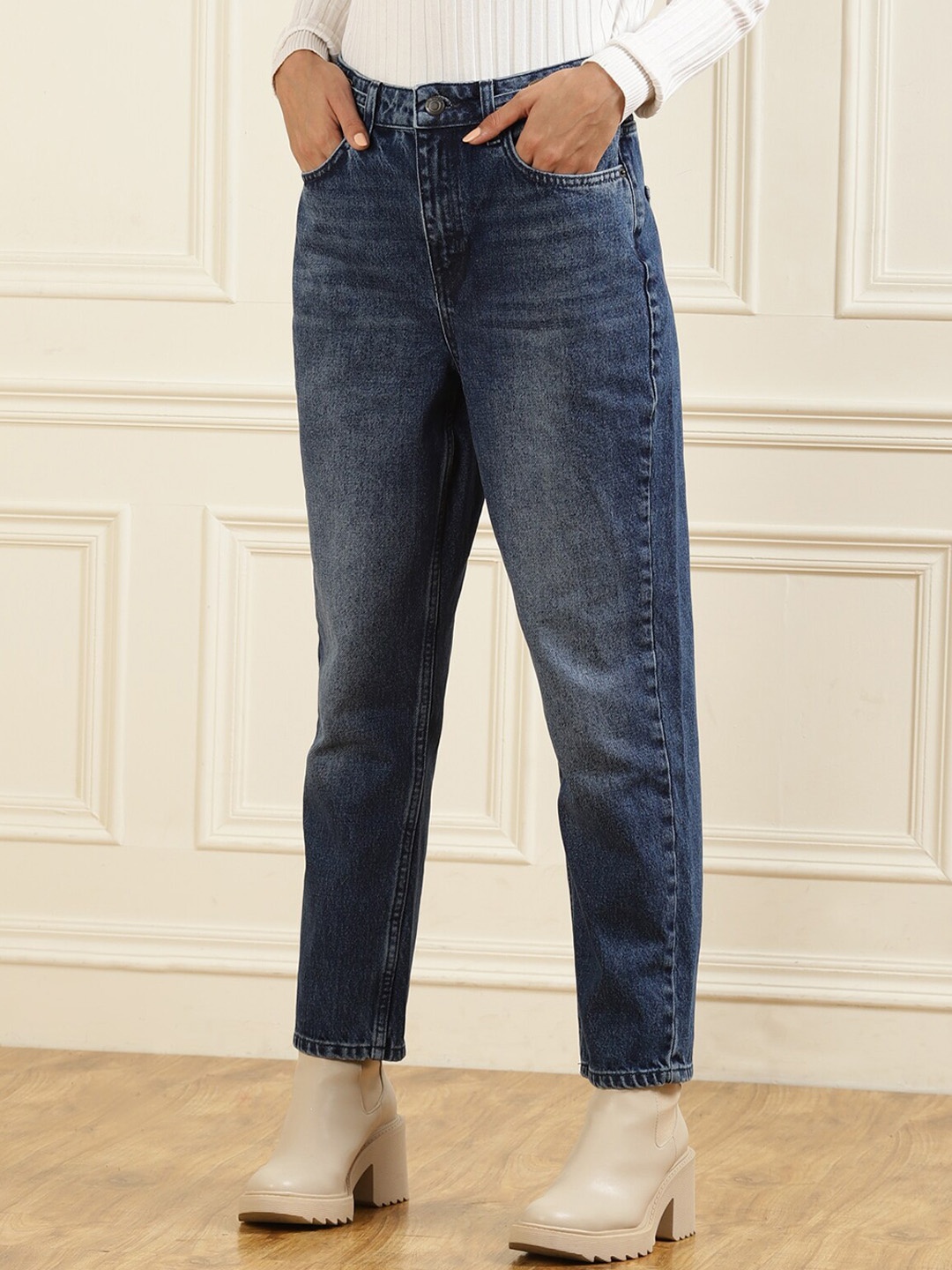 

Ted Baker Women Light Fade Cotton Jeans, Blue