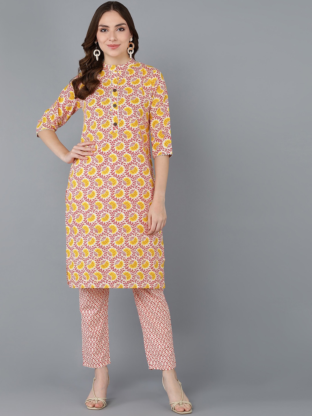 

kipek Women Ethnic Motifs Printed Pure Cotton Kurta with Trousers, Red
