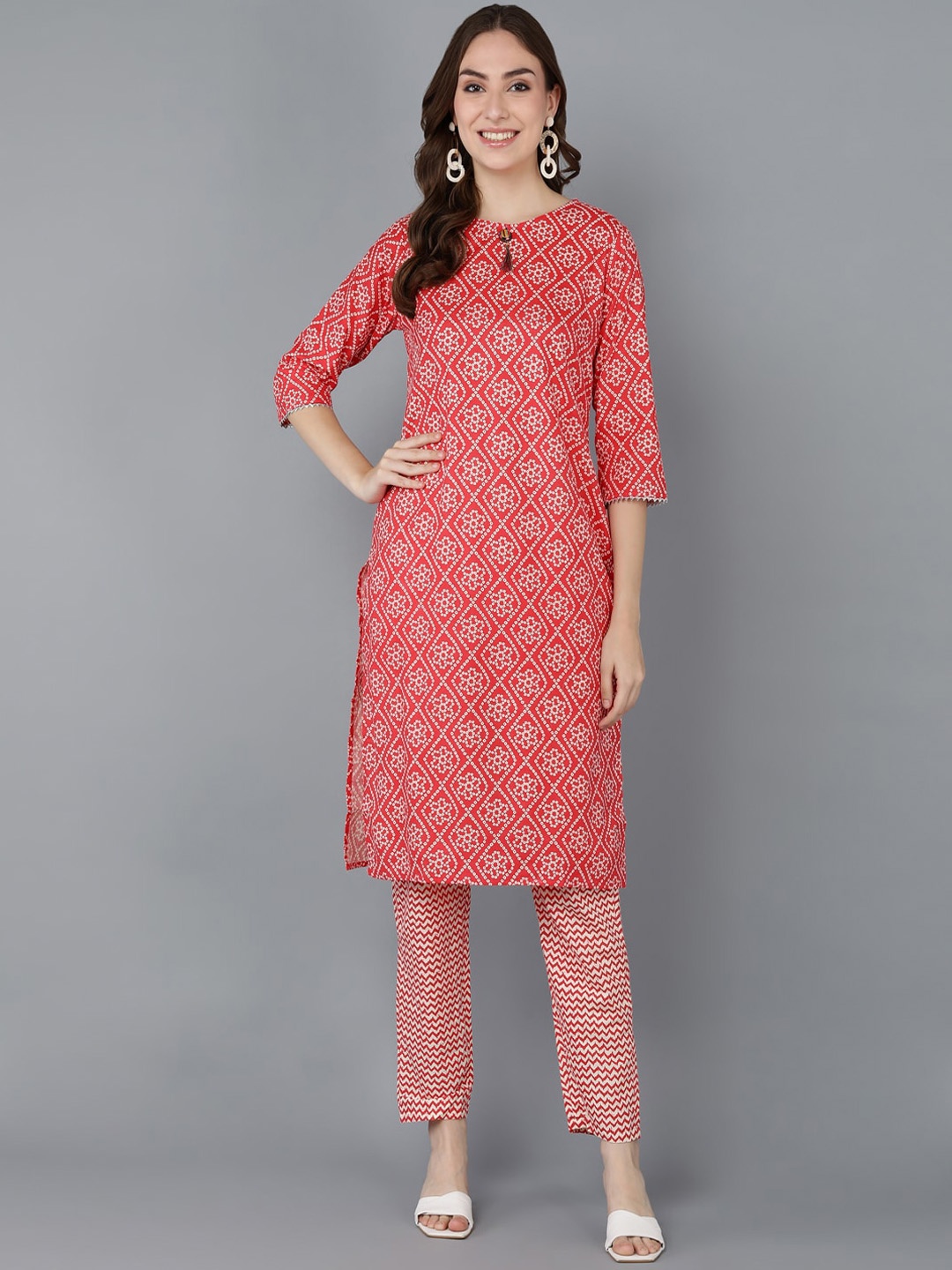 

kipek Women Red Ethnic Motifs Printed Panelled Pure Cotton Kurti with Trousers