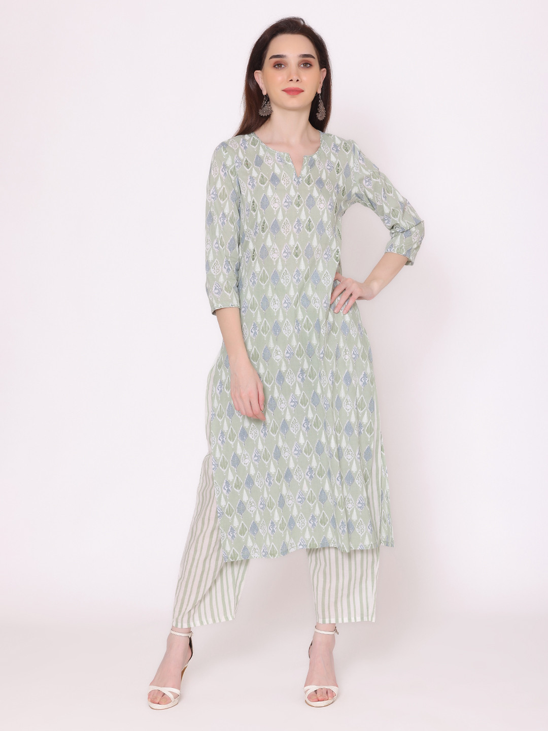

KALINI Women Printed Thread Work Pure Cotton Kurta with Trousers, Green