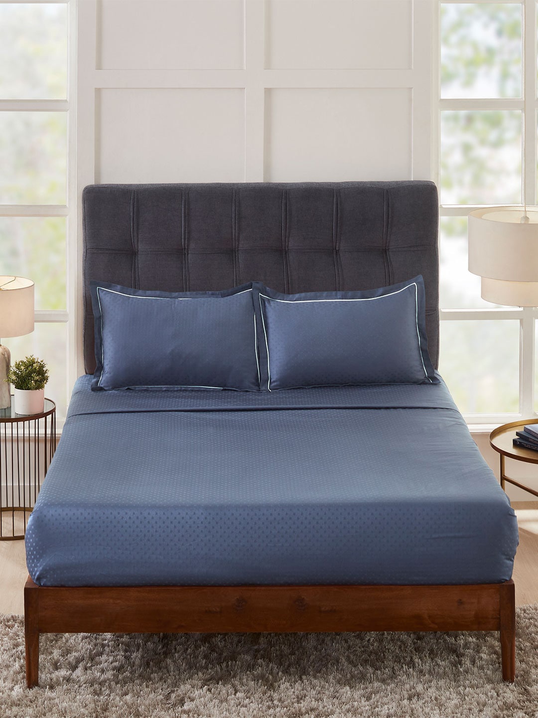 

MYTRIDENT Geometric 300 TC Cotton King Bedsheet with 2 Pillow Covers, Blue