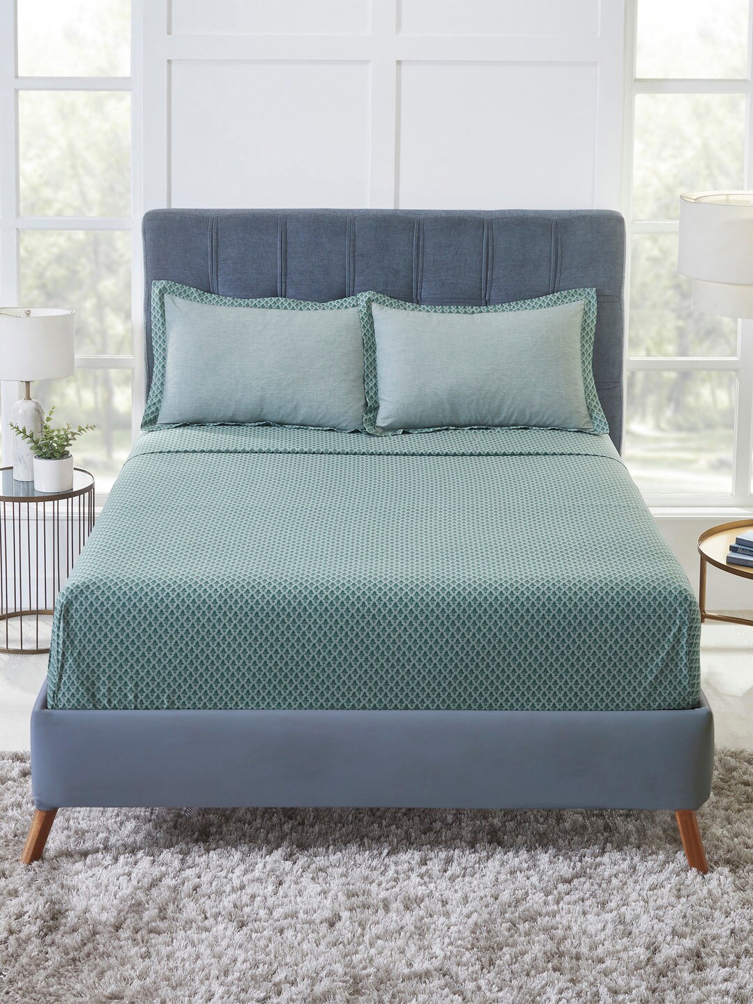 

Trident Retreat Kalakari Green Pure Cotton 150 TC King Bedsheet With 2 Pillow Covers