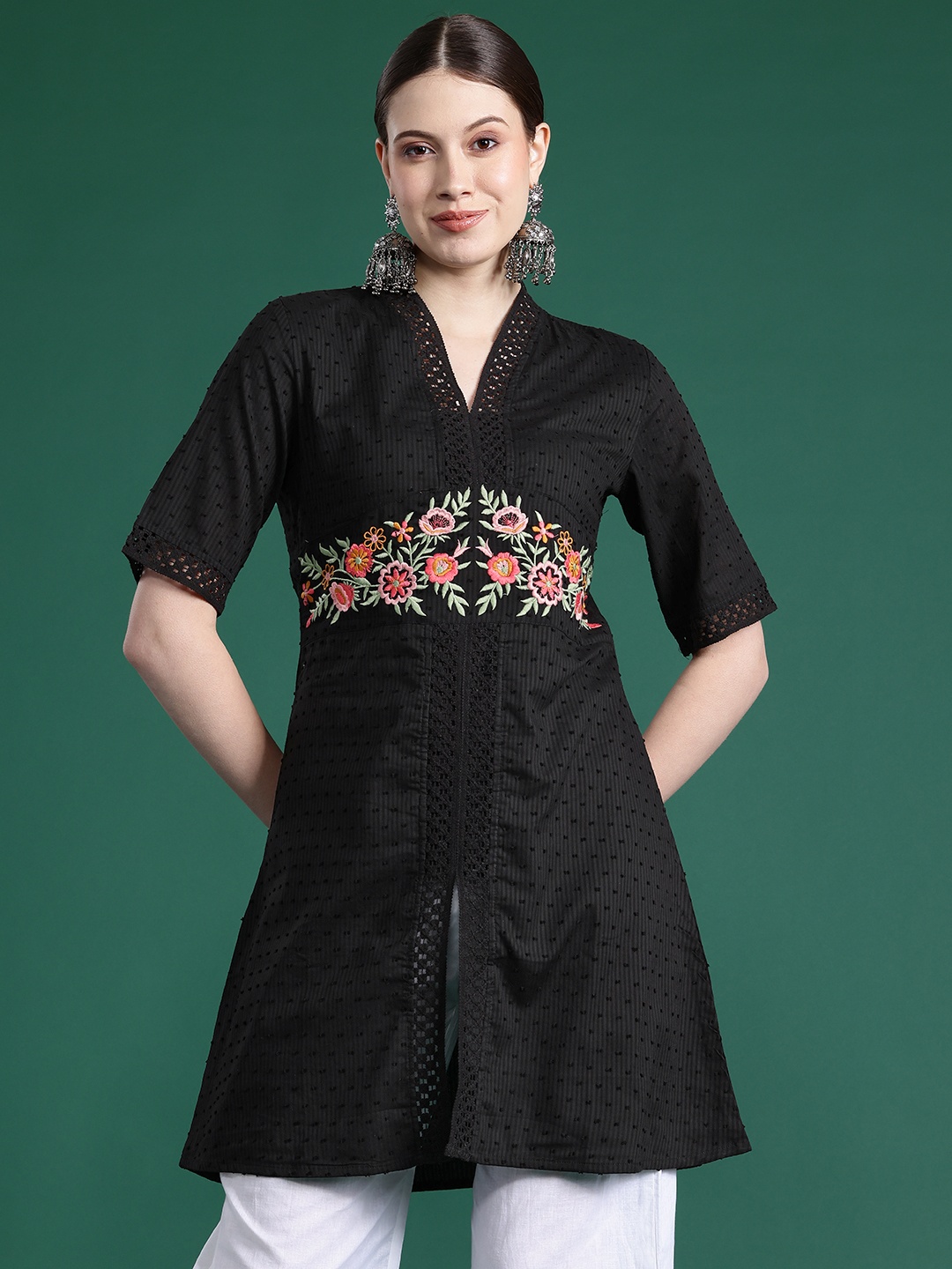 

Indo Era Floral Embroidered V-Neck Thread Work Dobby Thread Work Kurti, Black